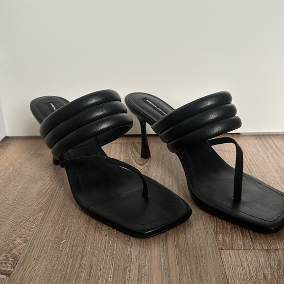 BRAND NEW French Connection Heels - Picture 1 of 4